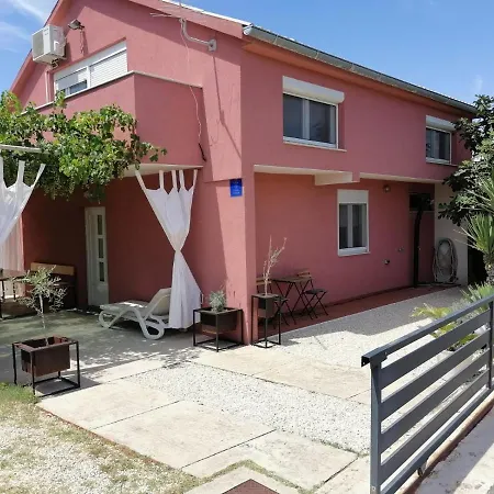 House For Rent Paola * Razanac