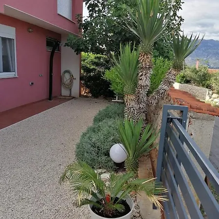House For Rent Paola Holiday home *
