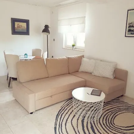 House For Rent Paola Holiday home *