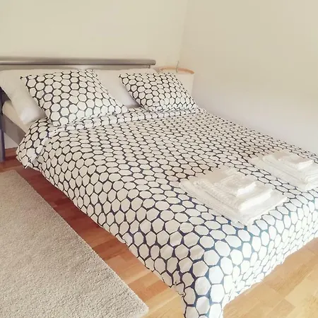 House For Rent Paola Дом отдыха *
