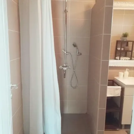 Дом отдыха House For Rent Paola *